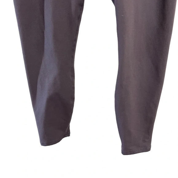 Fabletics Gray Mauve Purple Skinny Leggings Size Medium Cropped Yoga Criss Cross - Picture 4 of 7